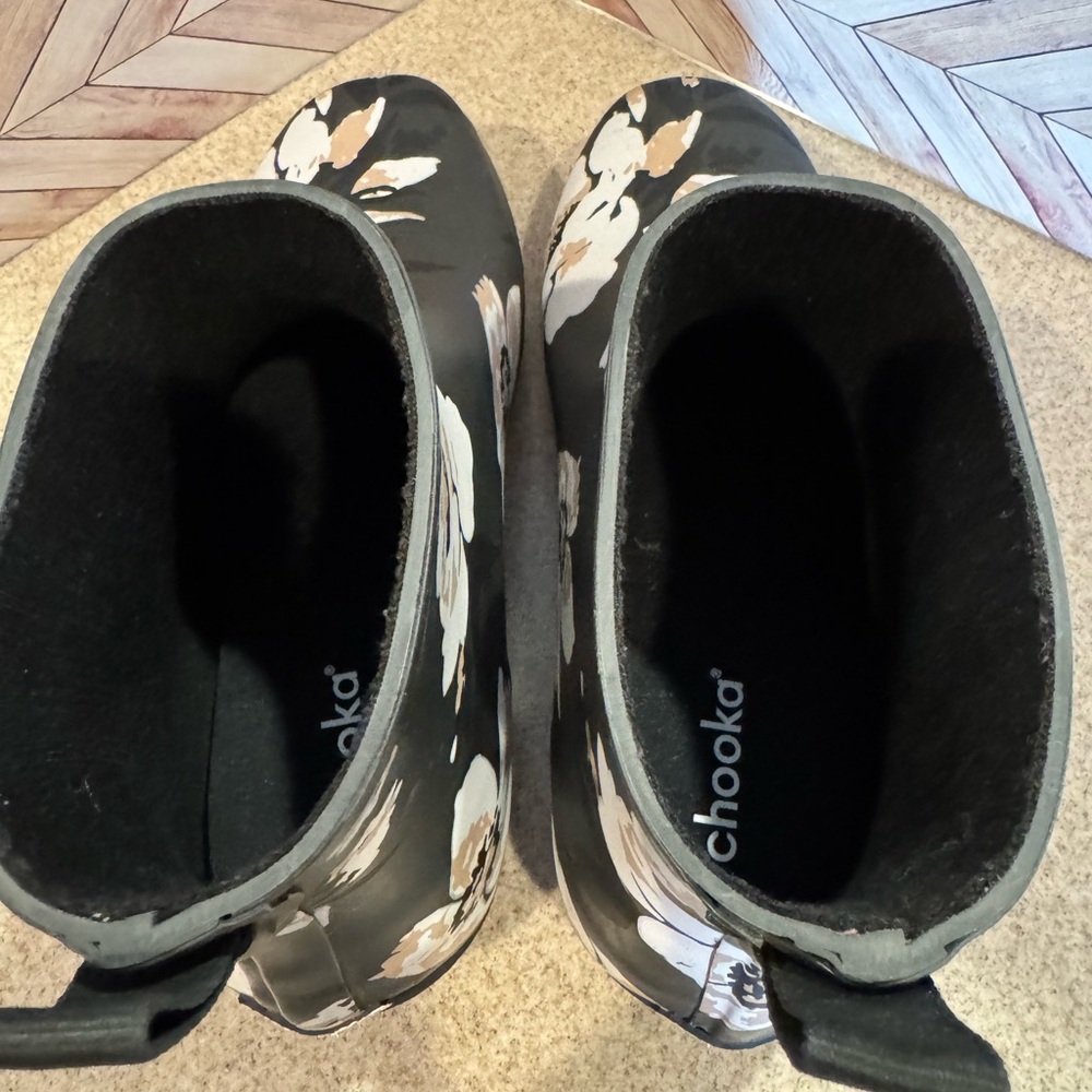 Size 10 Chooka Downtown Rosa  Shortie black rain boots - Picture 7 of 8